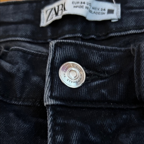 Zara Women's Dark Black Skinny Jeans - Picture 4 of 6